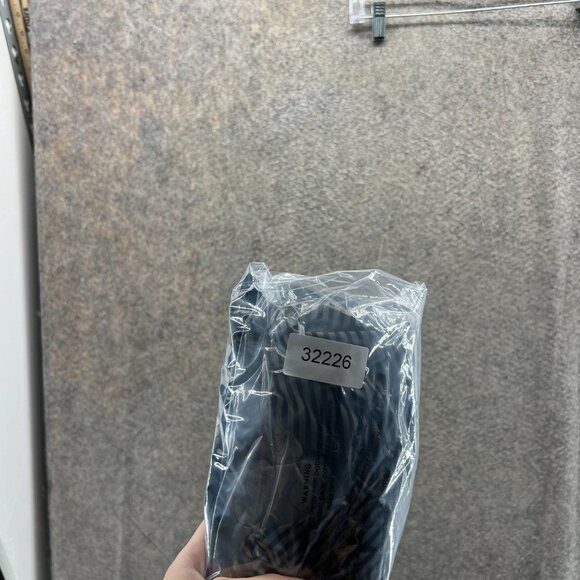 Travis Mathew Shorts Mens 34 Gray Black Stripe Camo Hybrid Board Shorts - Picture 8 of 8